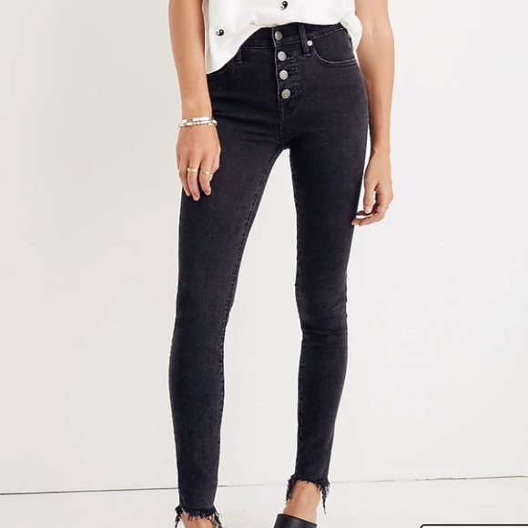 Madewell Denim - Madewell Black 9" Mid Rise Skinny Jeans